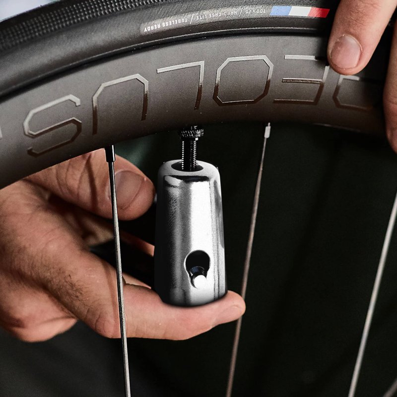 M003C   KOMPRESOR SAMOCHODOWY SPRĘŻARKA POMPKA 300 PSI 12V -E080 mały czarny