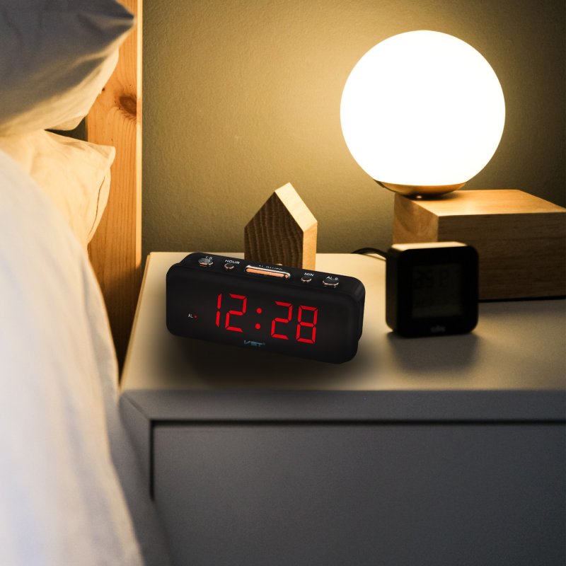 N048 BUDZIK ZEGAR ELEKTRONICZNY ALARM CYFROWY LED 24H - E211