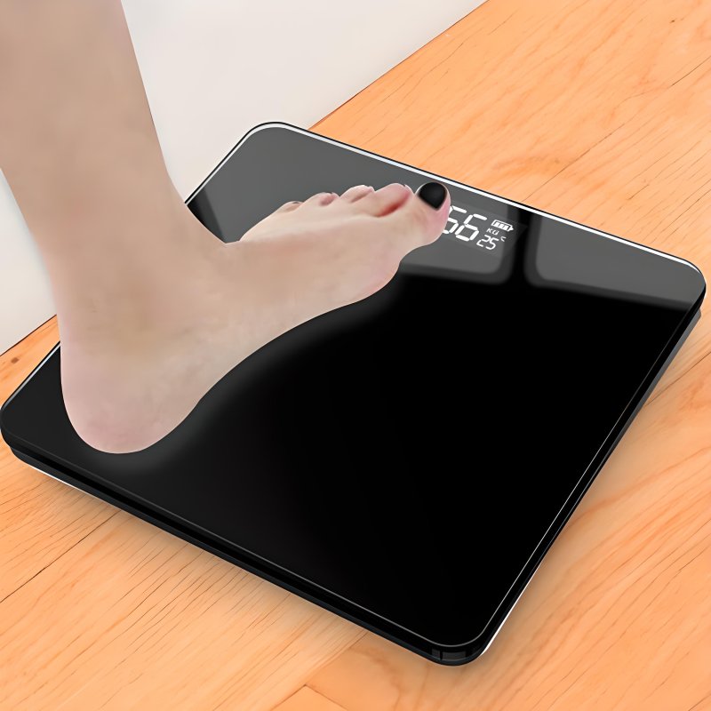M003D   WAGA ŁAZIENKOWA SCALE ELEKTRONICZNA SZKLANA LCD KG - kwadratowa O202