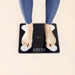 M002E    WAGA ŁAZIENKOWA ANALITYCZNA SLIM 180KG SMART+ 17w1 - czarna E032