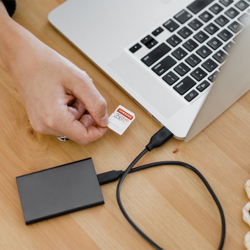 M003C CZYTNIK KART PAMIĘCI MICRO SD USB USB-C SDHC CF SM-E378