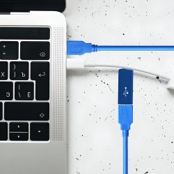 M000   KABEL PRZEDŁUŻKA USB 3.0 PRZEDŁUŻACZ EKRANOWANY 3M -E390