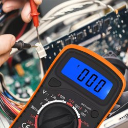 M005A   MIERNIK PRĄDU MULTIMETR LCD CYFROWY UNIWERSALNY -E570