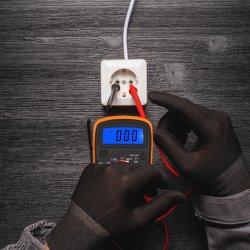 M005A   MIERNIK PRĄDU MULTIMETR LCD CYFROWY UNIWERSALNY -E570