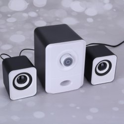M045C (ALEJA2) GŁOŚNIKI KOMPUTEROWE 2.1 PODŚWIETLENIE LED USB 5W białe 98768089-1