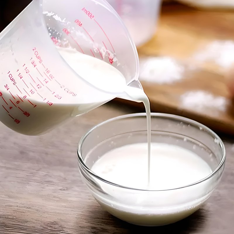 M004A   MIARKA KUCHENNA KUBEK Z PODZIAŁKĄ DZBANEK MIARKĄ 0,5L -O761