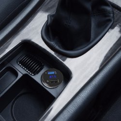 M000    TRANSMITER FM BLUETOOTH ŁADOWARKA MP3 2xUSB SD LCD -E810