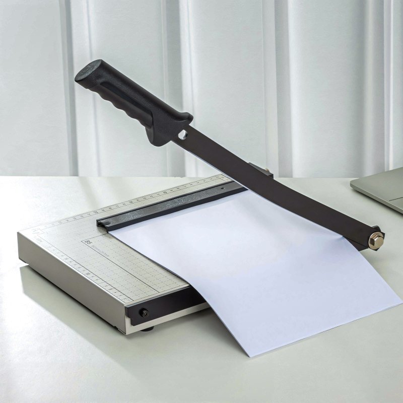 M002.5   GILOTYNA TRYMER OBCINARKA MASZYNKA MASZYNA DO CIĘCIA PAPIERU A4 A5 METALOWA -O627