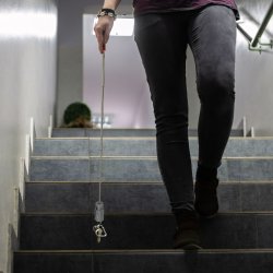 N267 CHWYTAK MAGNETYCZNY MAGNES TELESKOPOWY LATARKA DIODA LED DŁUGI 82CM - E611