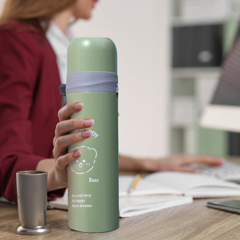 M073C (ALEJA3)  TERMOS STALOWY PRÓŻNIOWY TERMICZNY KUBEK BIDON 500ML 0,5L NA KAWĘ XXL O976-3 ZIELONY