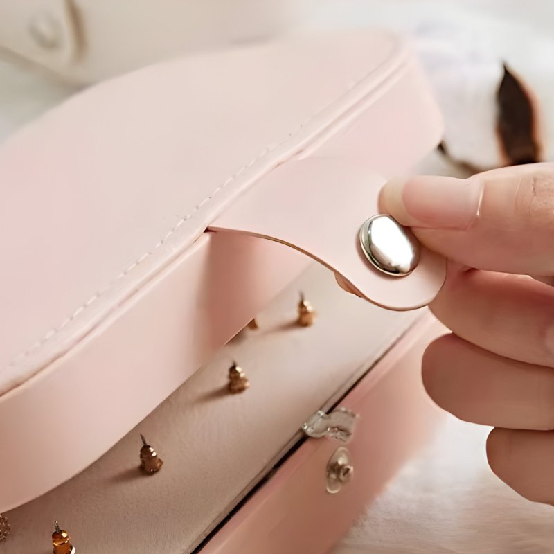 N040 SZKATUŁKA PUDEŁKO NA BIŻUTERIĘ KUFEREK ORGANIZER ELEGANCKI ETUI KASETKA - U109