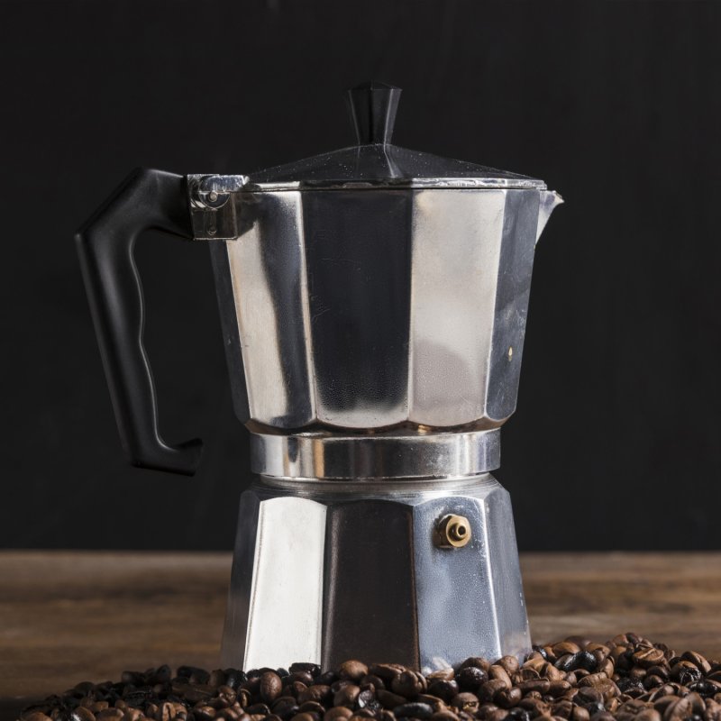 M004B    KAWIARKA ALUMINIOWA ZAPARZACZ EKSPRES DO KAWY ESPRESSO 600ML PŁYTA GAZ O135