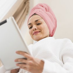 M000   RĘCZNIK NA GŁOWĘ DO WŁOSÓW TURBAN SZYBKOSCHNĄCY XL -O528-2 Różowy